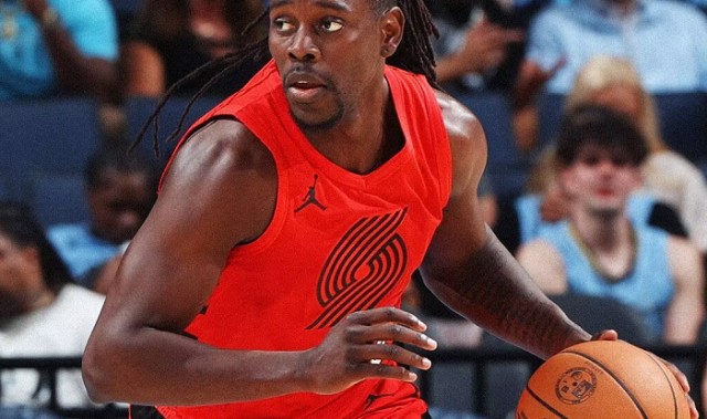 19中13轰35+11！就在今天，2项前无古人的NBA纪录被霍乐迪达成了